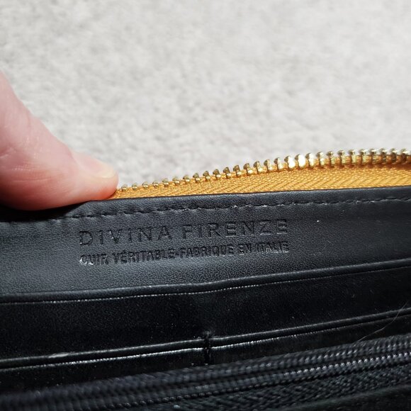 DIVINA FIRENZE Italian Leather Zip Around Wallet Pebble Mustard Gold 7.75 x 3.75 - Picture 9 of 12